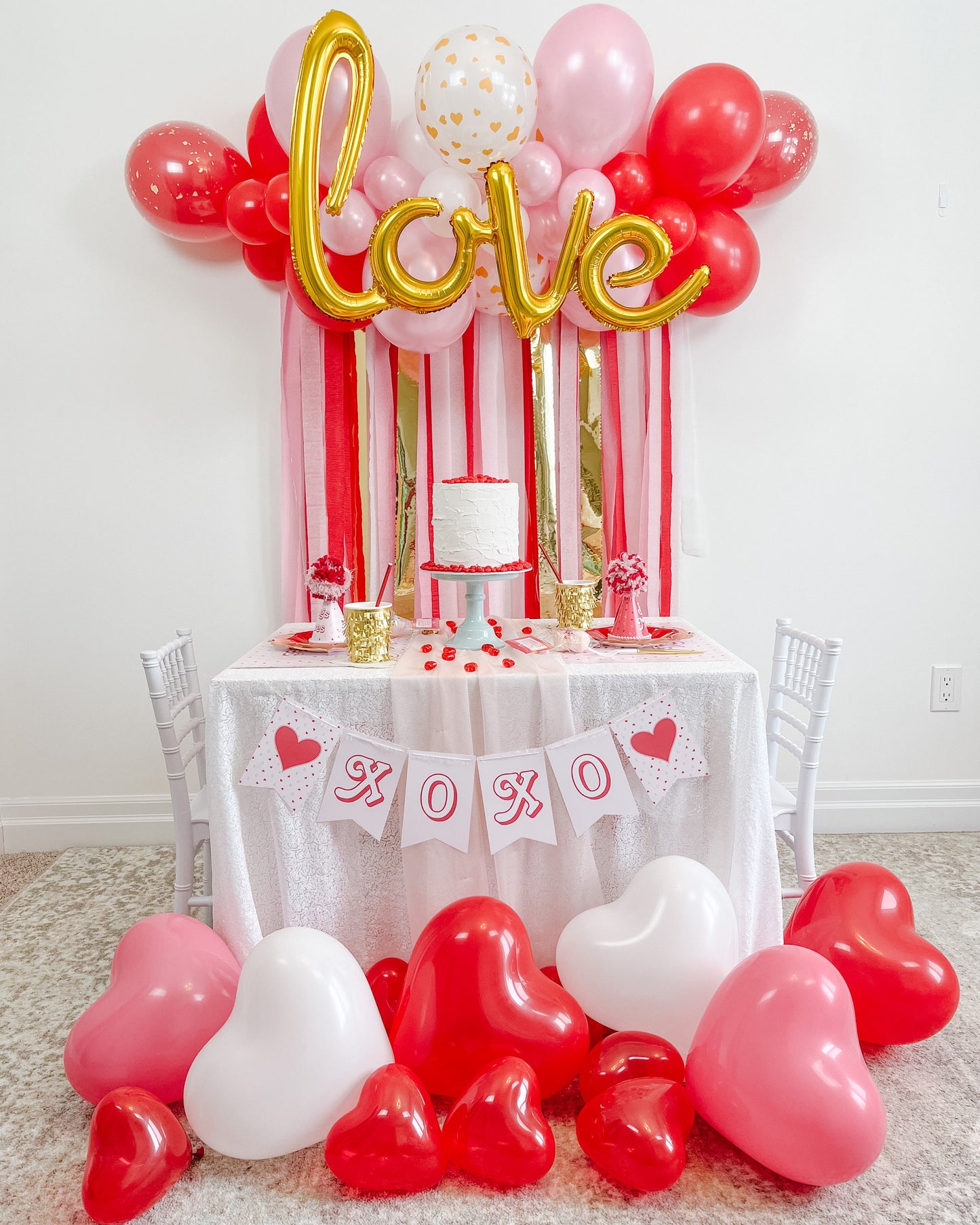 11" Heart Shaped Balloons 6 Pack || Red, Pink, and White Latex Balloons || Valentine's Day Balloons || Valentine's Day Decor || VD02